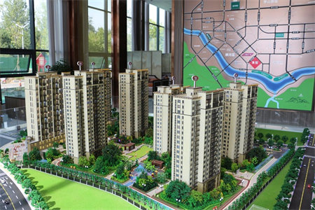 龙山中学附近东郡华庭3室2厅1卫65万98m2精装修出售